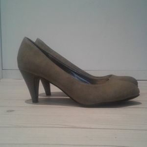 Yangelo high heels for women